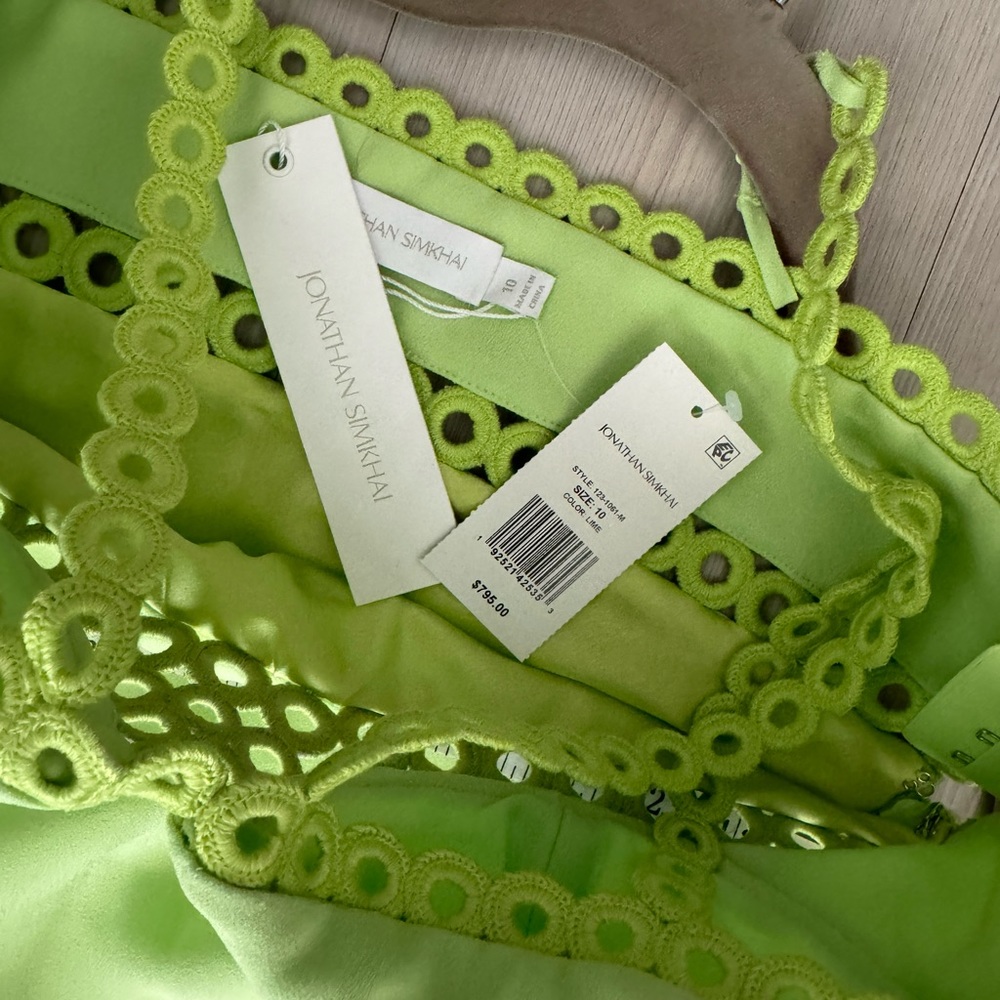 Jonathan Simkhai
Sevilla sleeveless midi dress Lime color Size 10 - Picture 9 of 14